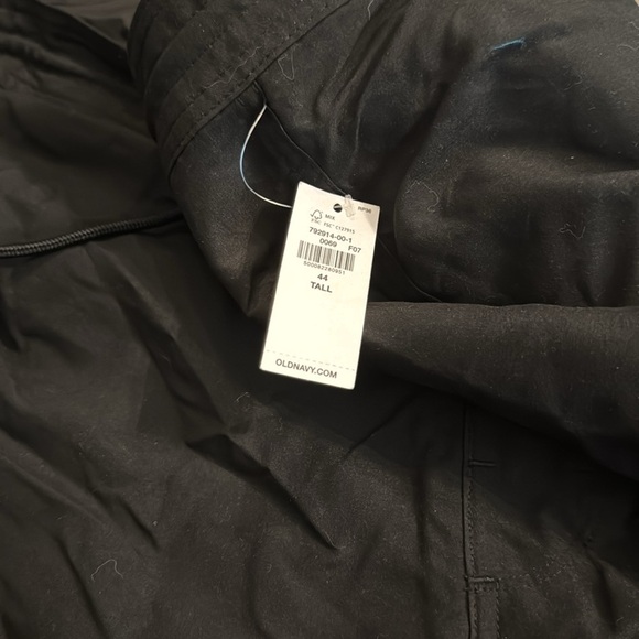 Old Navy Classic Black Swim Trunks - Picture 4 of 4